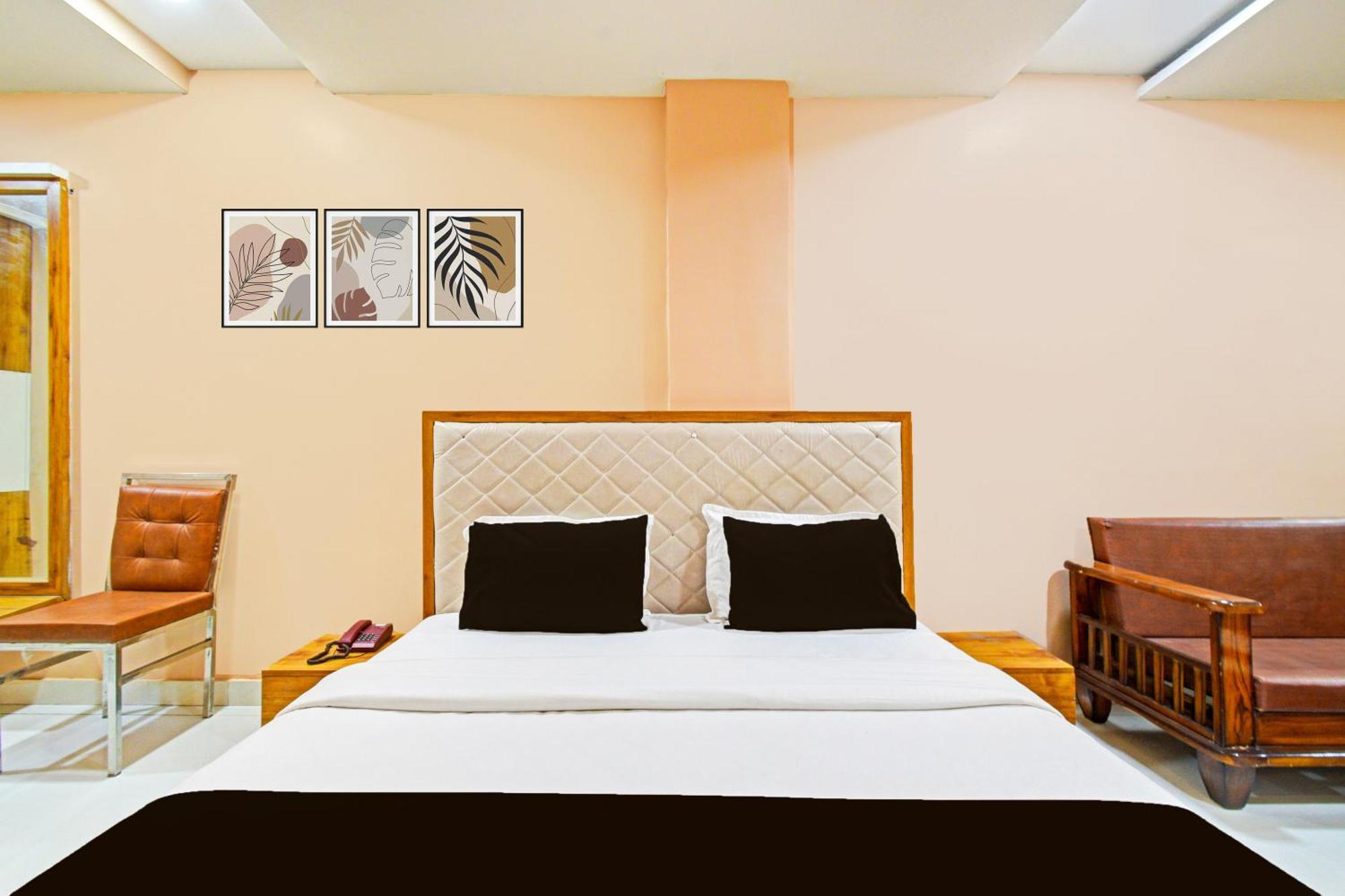 Super Townhouse Mancherial Mancheral ภายนอก รูปภาพ