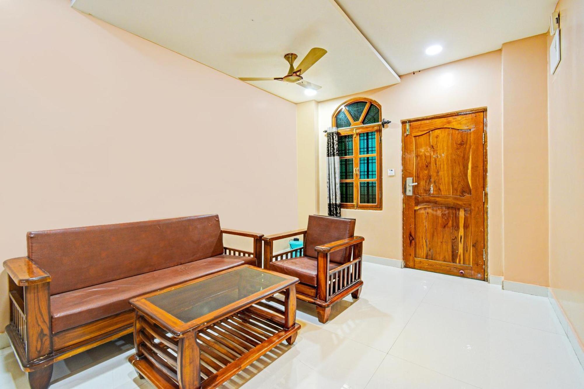 Super Townhouse Mancherial Mancheral ภายนอก รูปภาพ