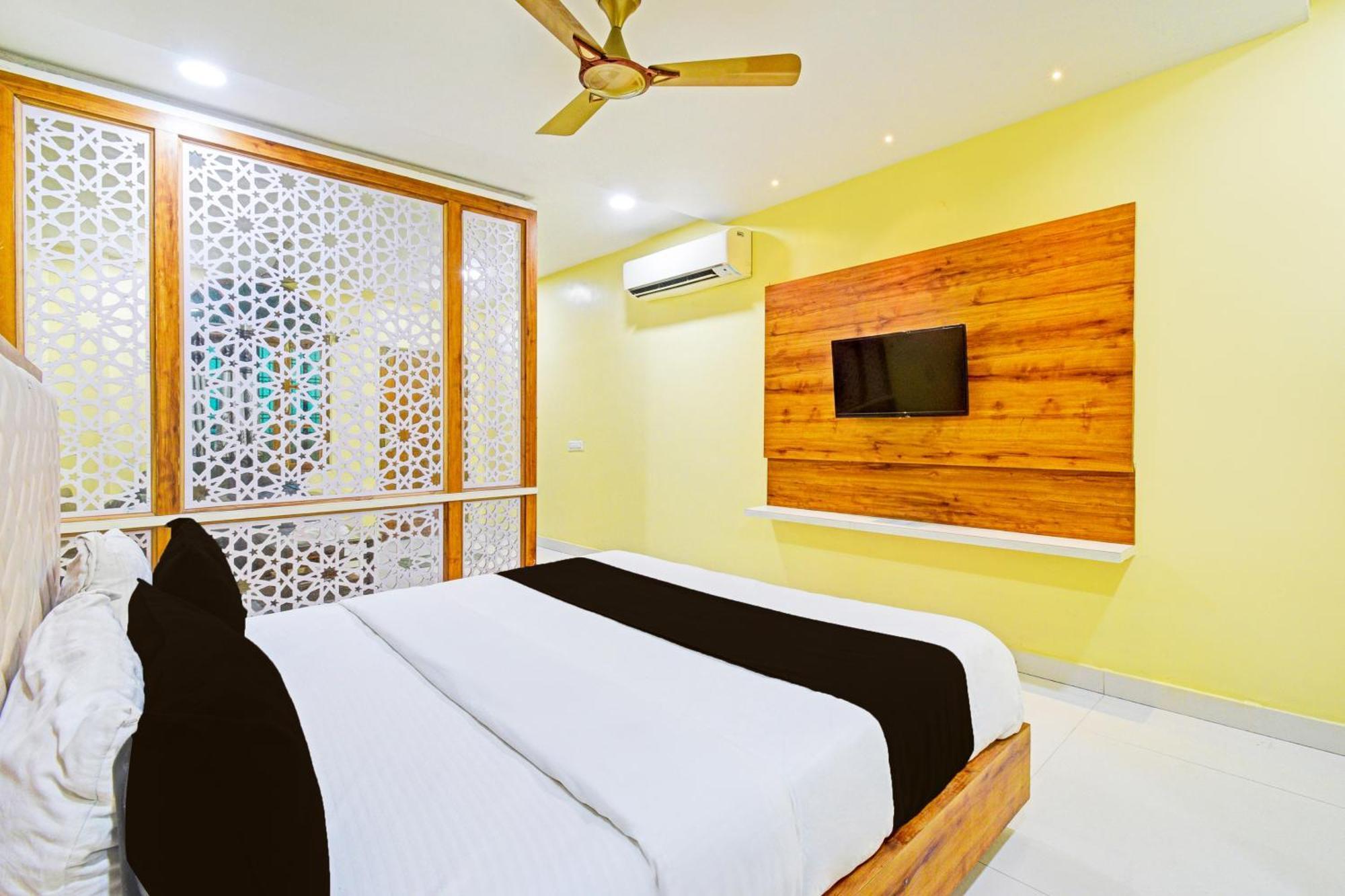 Super Townhouse Mancherial Mancheral ภายนอก รูปภาพ