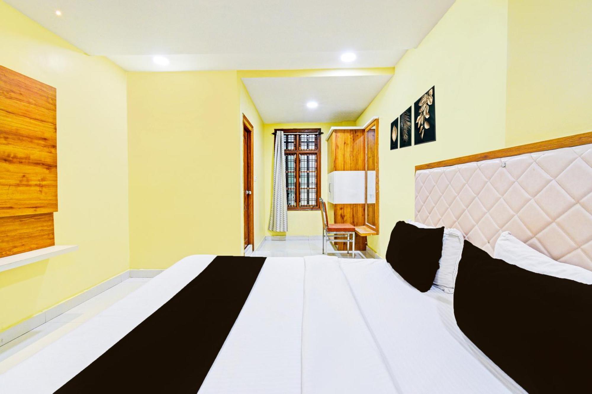 Super Townhouse Mancherial Mancheral ภายนอก รูปภาพ